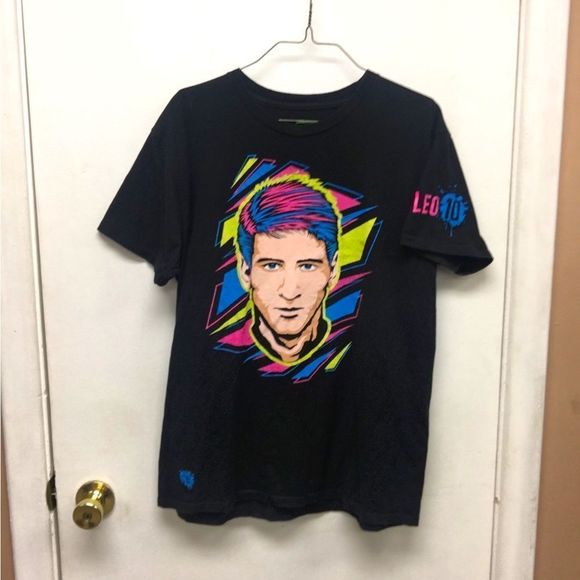 Lionel Messi Cartoon #10 Argentina Mens size Large T-Shirt - Picture 2 of 7